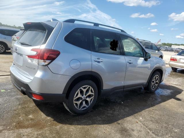 JF2SKAJC4MH458019 Subaru Forester Premium