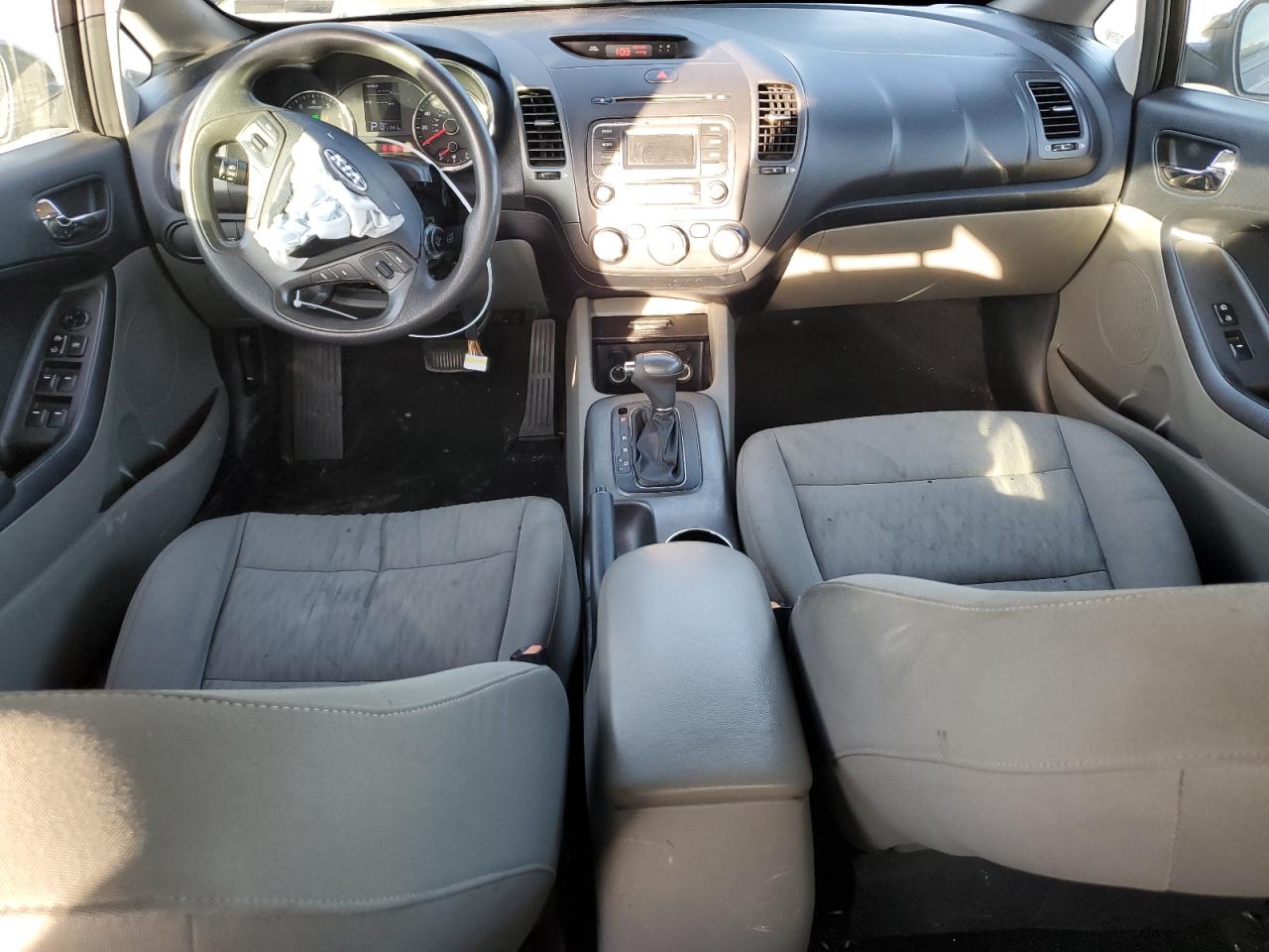 knafk4a61f5375094 KNAFK4A61F5375094 2015 Kia Forte Lx