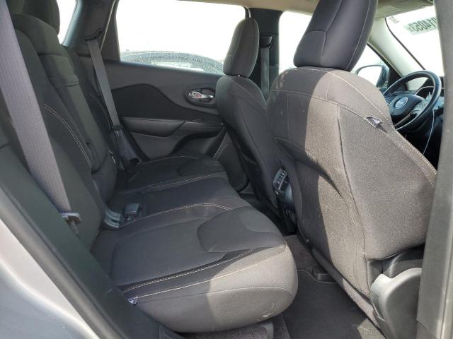 1C4PJLCSXGW222773 Jeep Cherokee Latitude