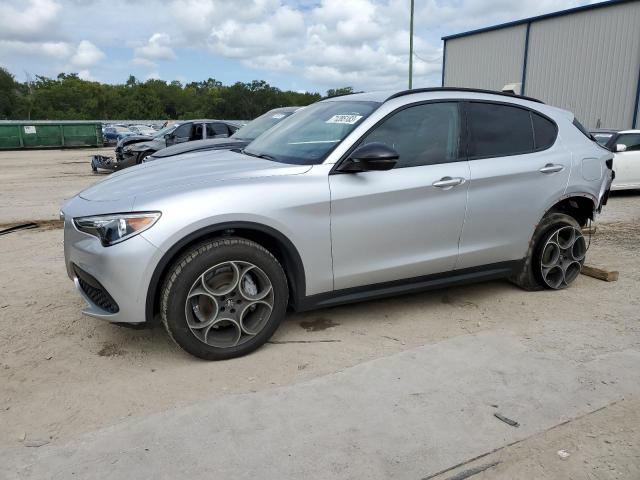 2021 Alfa Romeo Stelvio Sport