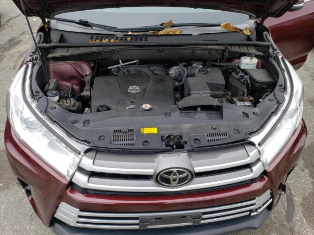 VIN 5TDBZRFHXKS949832 2019 Toyota Highlander, LE no.12