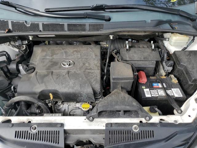 5TDZK3DC6FS544371 Toyota SIENNA