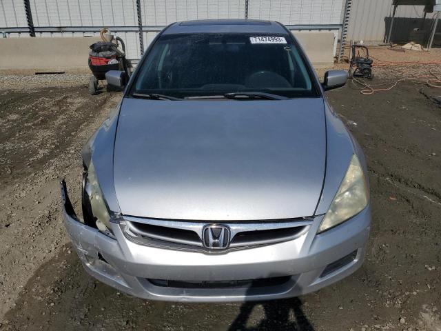 2006 Honda Accord 2.4 Ex VIN: 1HGCM56886A008752 Lot: 40405224