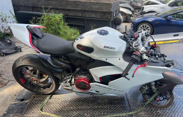 2023 DUCATI PANIGALE V ZDMHAATW8PB009599