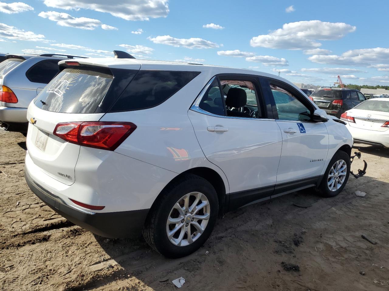 2GNAXSEV4J6251149 2018 Chevrolet Equinox Lt