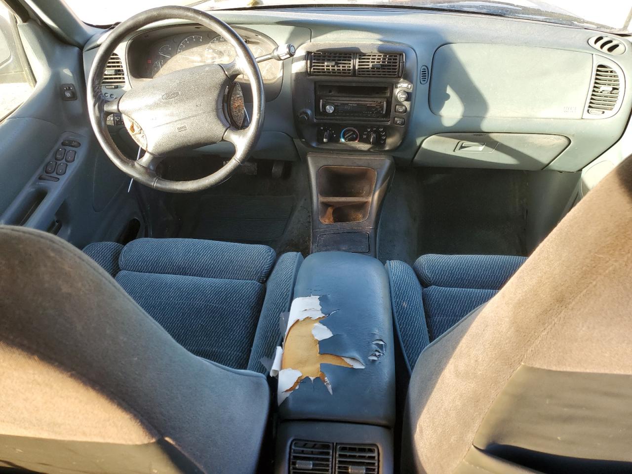 1FMDU32X4TZB34796 1996 Ford Explorer