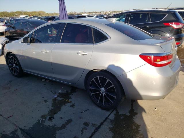 Седани BUICK VERANO 2017 Сріблястий