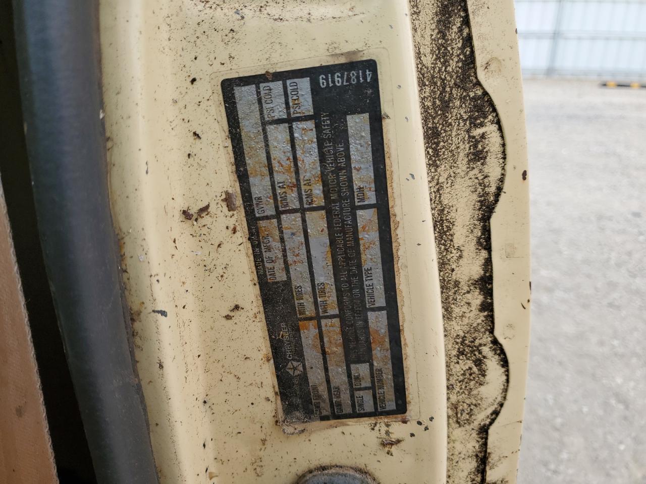 1B7HW24T9GS081936 1986 Dodge W-Series W200