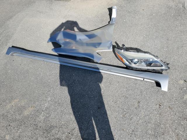 5TDDK3DC8FS104954 Toyota SIENNA XLE