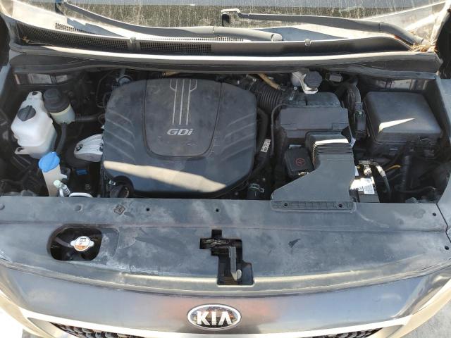 KNDMB5C16G6104223 KIA SEDONA LX
