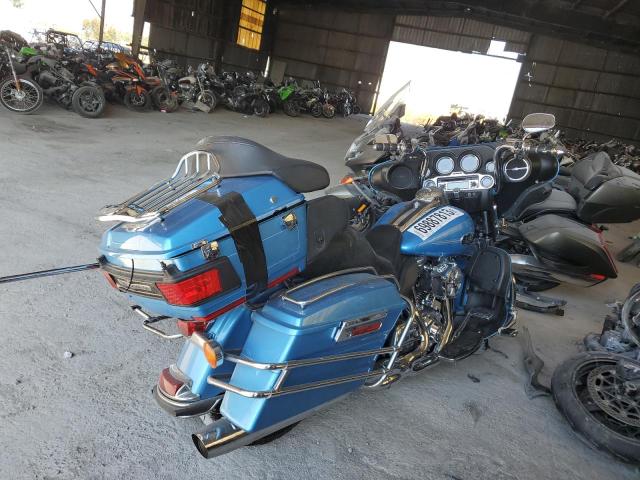 2011 HARLEY-DAVIDSON FLHTCU 1HD1FC419BB664195