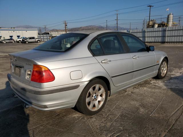WBAAV33441FU80710 Auction: COPART Lot: 73635323 Location: CA - SUN VALLEY WBAAV33441FU80710 BMW 3 SERIES 2001 SILVER Photo 3