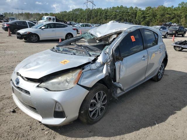 2013 Toyota Prius c 