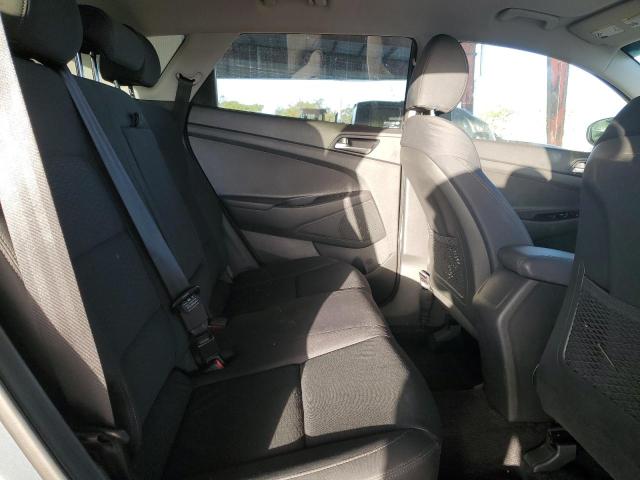 2019 HYUNDAI TUCSON SE KM8J23A41KU074438