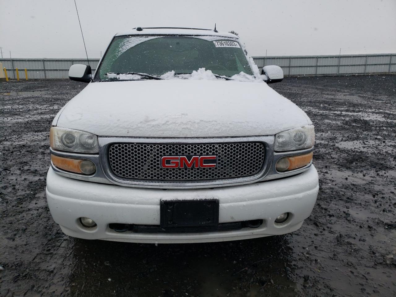 1GKEK63U45J266242 2005 GMC Yukon Denali