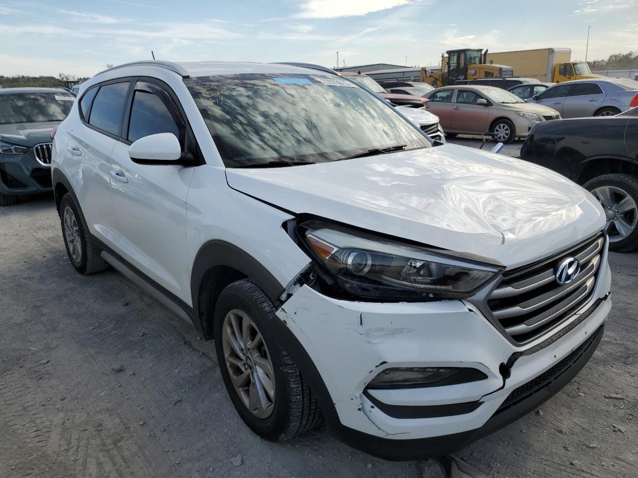 KM8J33A49HU394421 2017 Hyundai Tucson Limited
