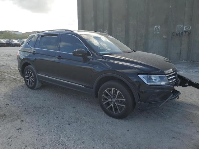 3VV3B7AX3LM039910 Volkswagen Tiguan SE 4