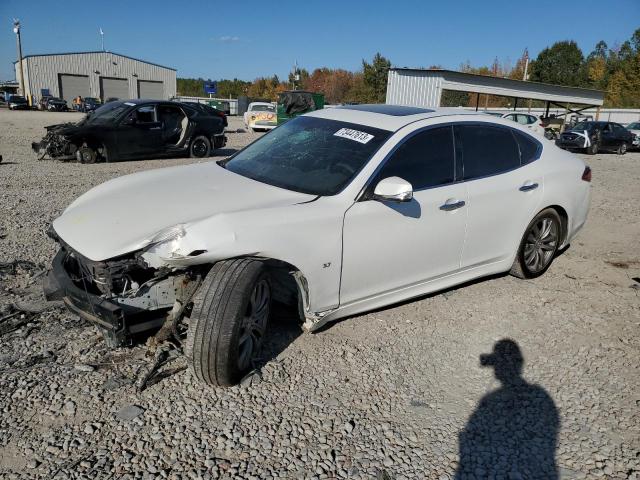 2015 INFINITI Q70 3.7