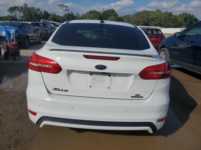 1FADP3F24GL242134 Ford FOCUS SE