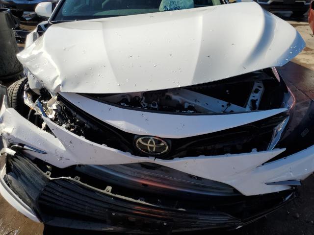  TOYOTA CAMRY 2021 Білий