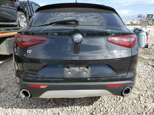  ALFA ROMEO STELVIO 2018 Чорний