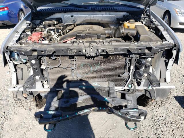 1FMJU1JTXFEF25470 Ford Expedition Xlt