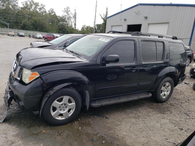 2005 Nissan Pathfinder LE