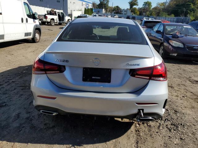 W1K3G4FB8MJ267109 Mercedes-Benz A 220 4matic