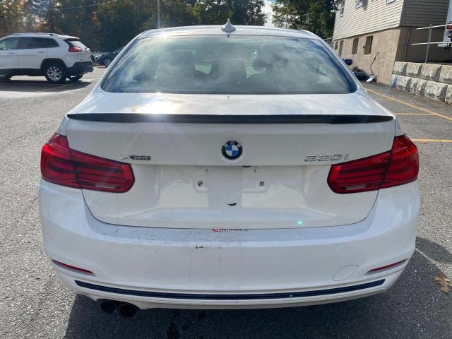 WBA8D9C57JEM33139 BMW 330 XI