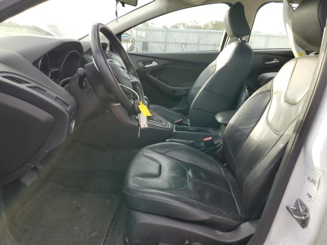 1FADP3F22GL330227 Ford FOCUS SE