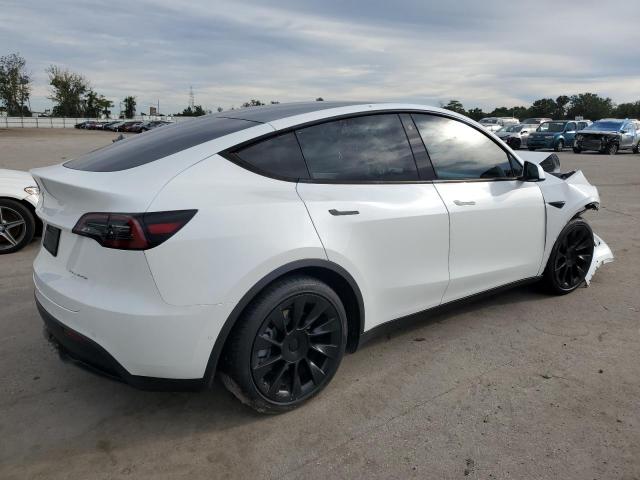 5YJYGAEE3MF179215 Tesla Model Y  3