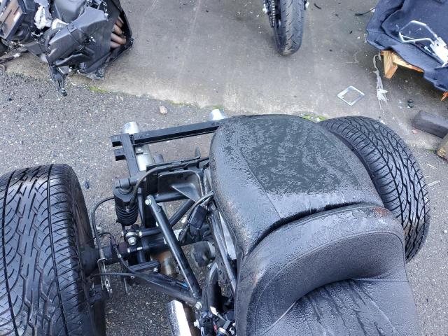 2019 HARLEY-DAVIDSON FLHTCUTG 1HD1MAF14KB859595