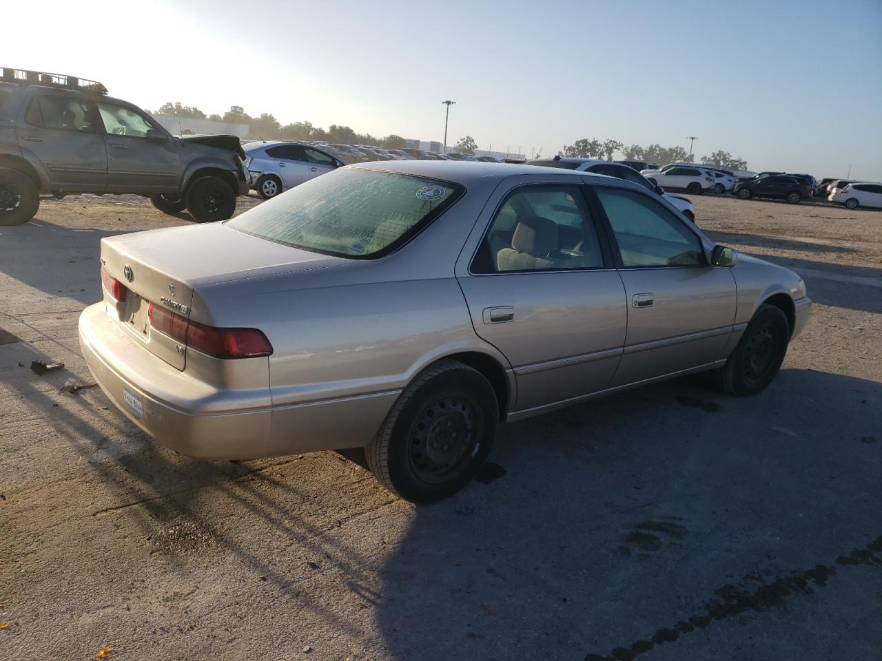 JT2BF22KXW0118088 1998 Toyota Camry Ce