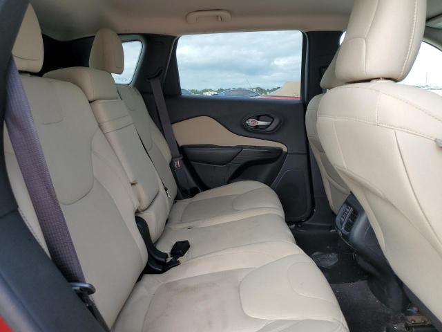 1C4PJLCB1GW272851 Jeep Cherokee Latitude