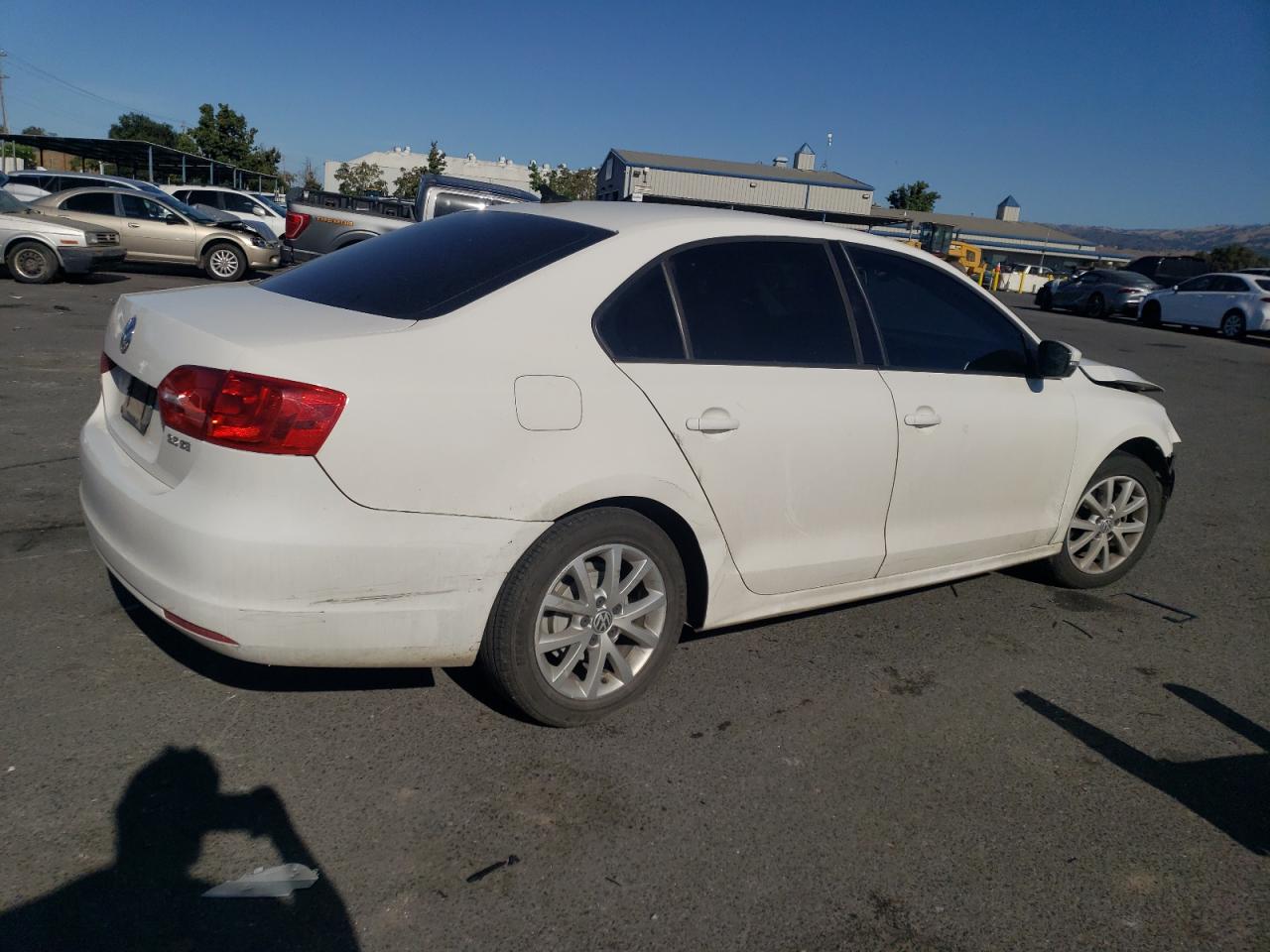 3VWDZ7AJ8BM391659 2011 Volkswagen Jetta Se