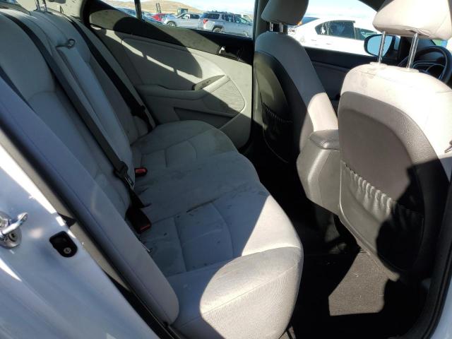 KNAGM4A72F5548211 KIA Optima Lx