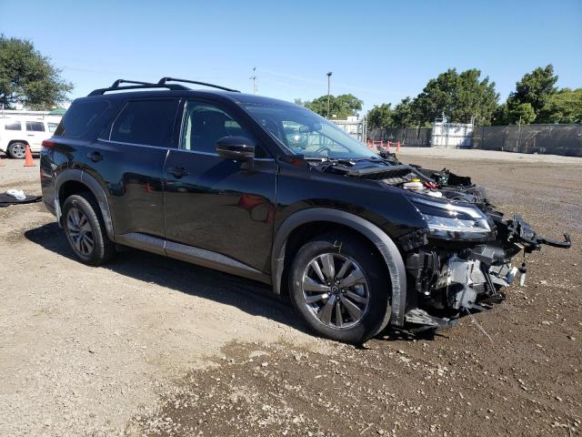 5N1DR3BA3NC253832 Nissan Pathfinder Sv