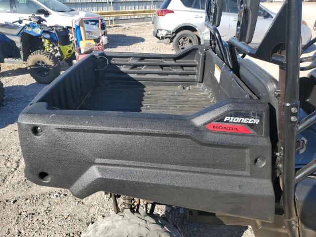 2017 HONDA SXS700 M2 1HFVE022XH4303528