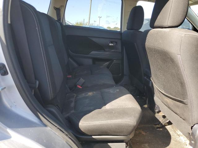 JA4AD3A33GZ020214 Mitsubishi Outlander Se