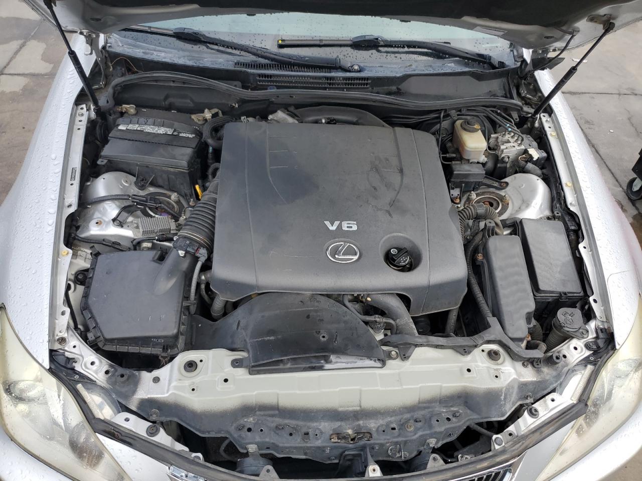 JTHCK262485017229 2008 Lexus Is 250