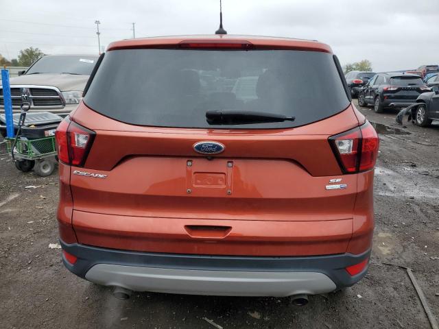 1FMCU9GD1KUA98378 Ford ESCAPE SE
