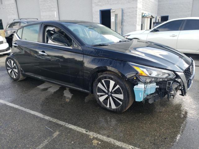 1N4BL4DV5MN337632 Nissan ALTIMA SV