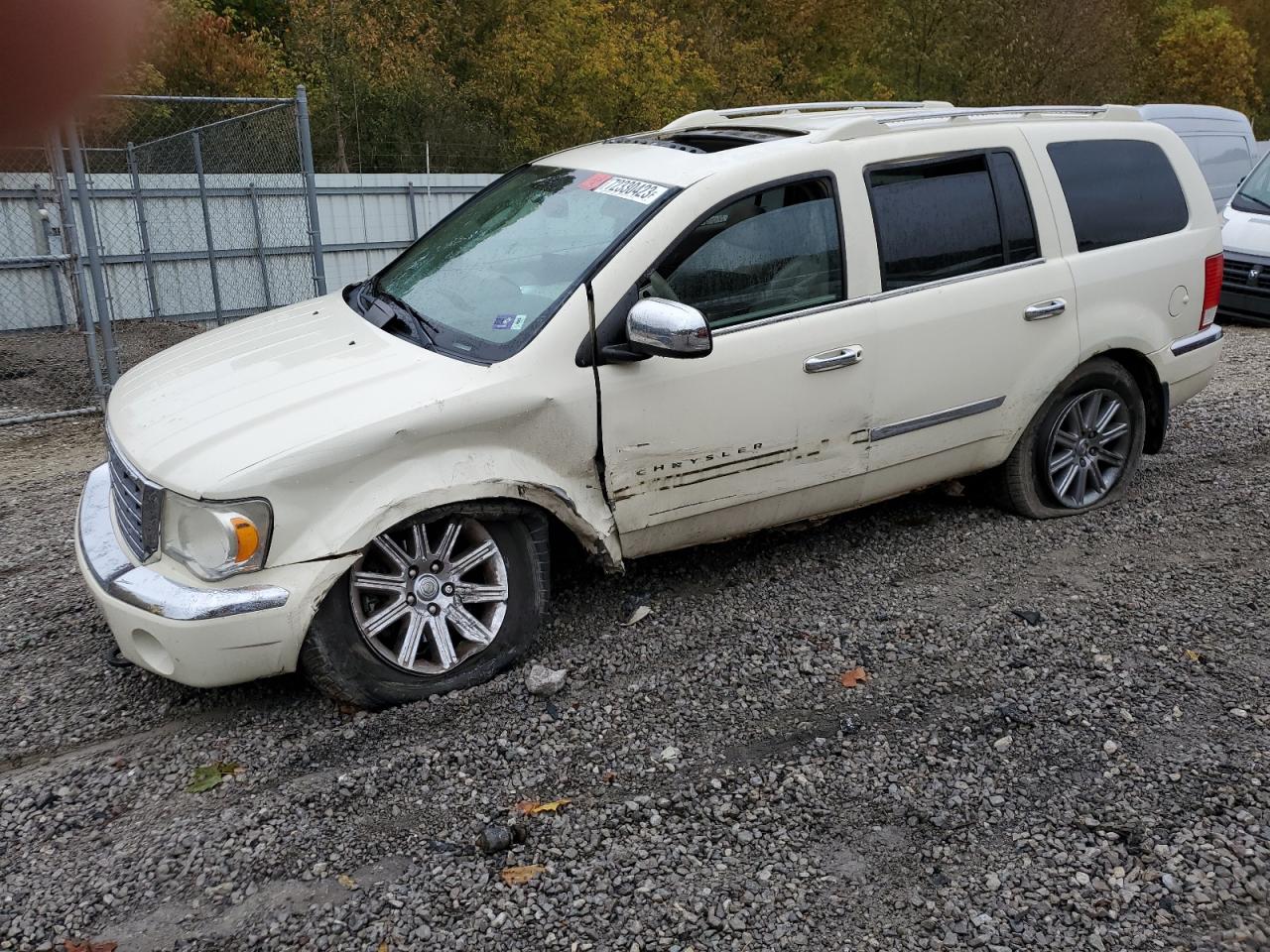 1A8HW58218F113882 2008 Chrysler Aspen Limited