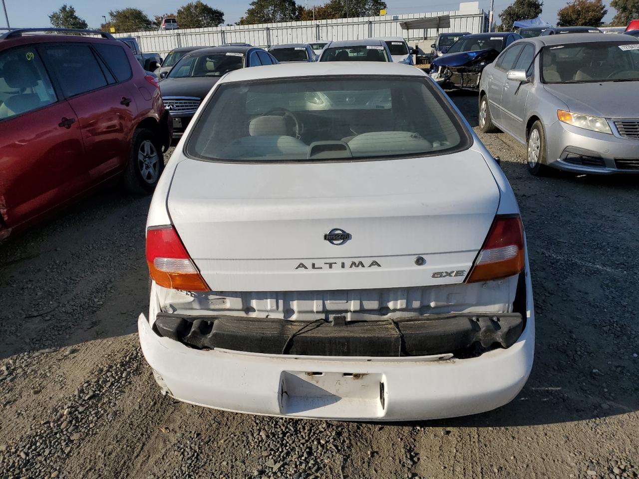 1N4DL01D8WC179475 1998 Nissan Altima Xe