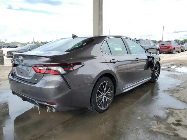 4T1G11AK4MU406312 Toyota Camry SE 3