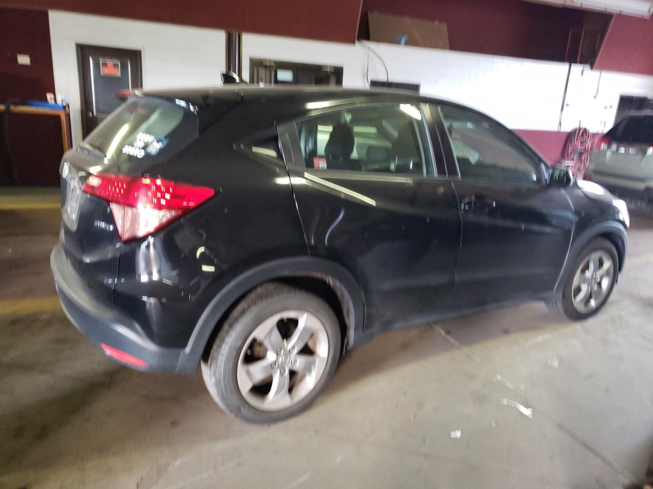 3CZRU6H30GM758421 2016 Honda Hr-V Lx