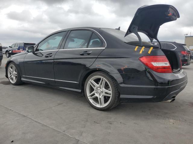 VIN WDDGF4HB6DA790159 2013 Mercedes-Benz C-Class, 250 no.2