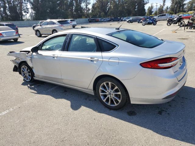 3FA6P0HD6HR130296 Ford FUSION SE