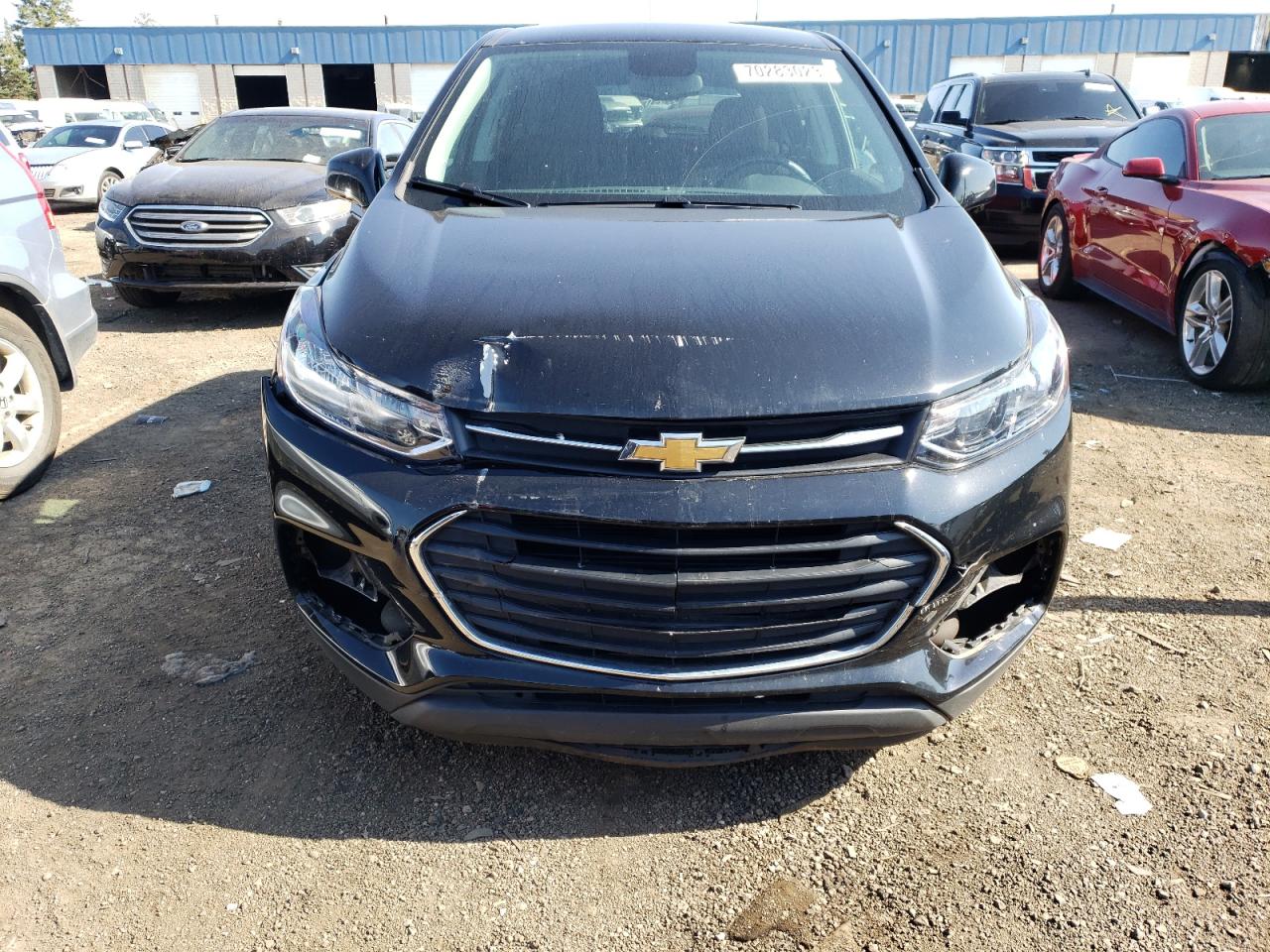 3GNCJKSB8LL279605 Chevrolet Trax LS 5