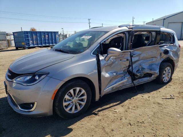 VIN 2C4RC1BG9JR269779 2018 CHRYSLER PACIFICA no.1